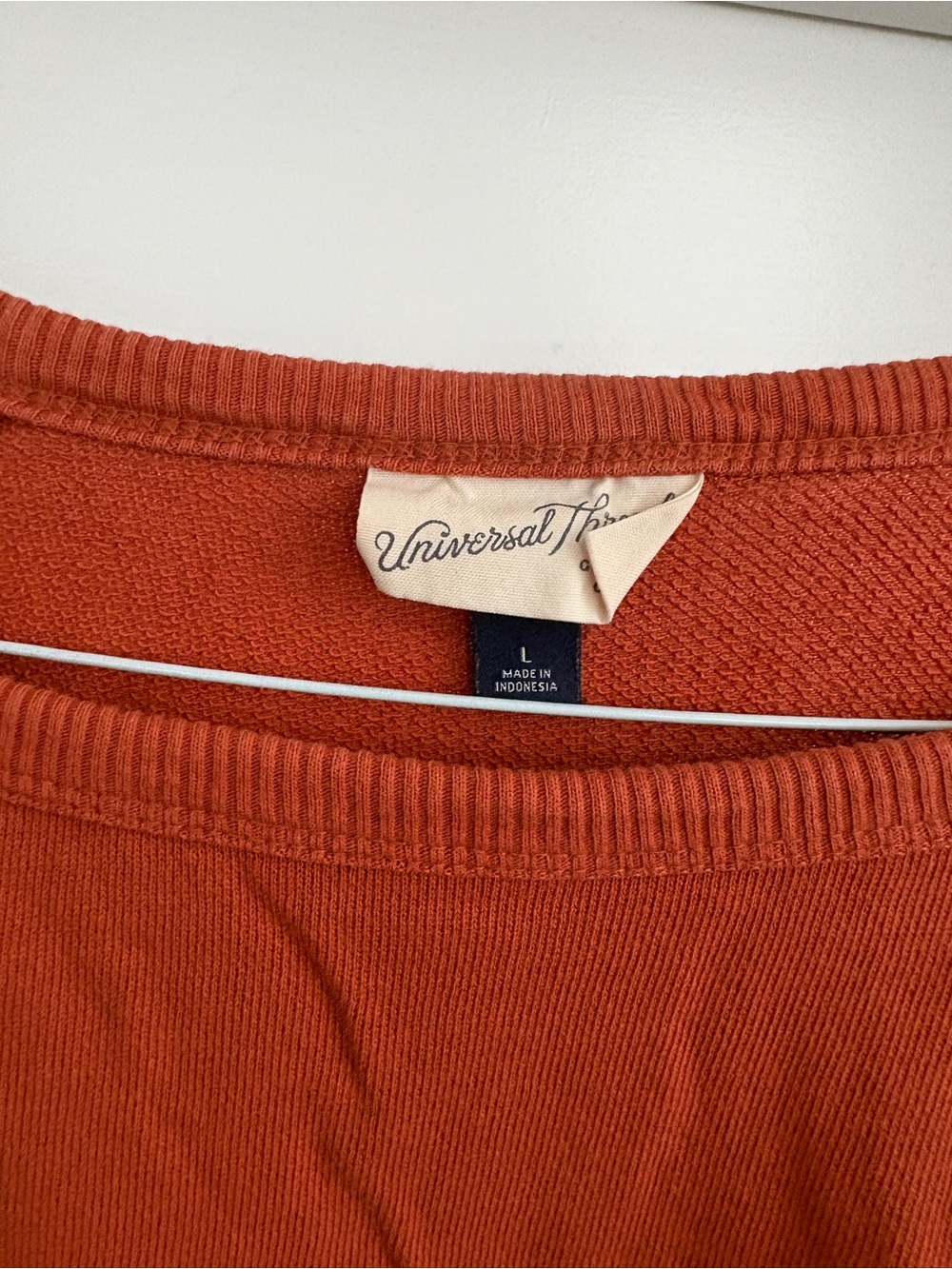 Universal Thread Crewneck Pullover Sweatshirt Burnt Orange Women’s Large Fall - Picture 3 of 4